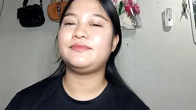Snapshot of BrandeePhatdouang chatting on April 2026 05:16:01 AM BrandeePhatdouang online show from April 2026 05:16:01 AM