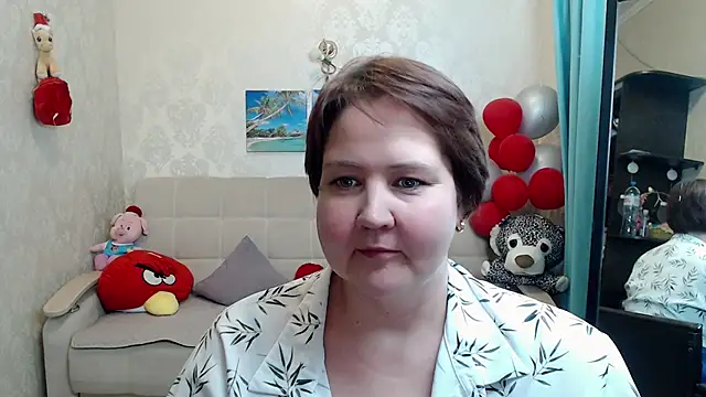 Snapshot of QUEEN02030 chatting on April 2026 03:06:01 PM QUEEN02030 online show from April 2026 03:06:01 PM