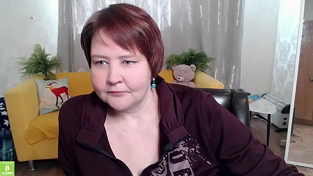 Snapshot of QUEEN02030 chatting on May 2026 07:15:02 AM QUEEN02030 online show from May 2026 07:15:02 AM