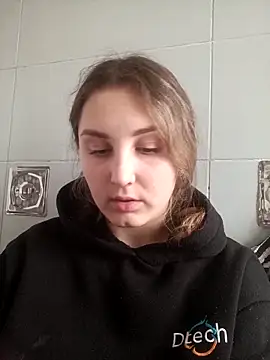 DomiXnika online show from April 2026 01:52:02 PM