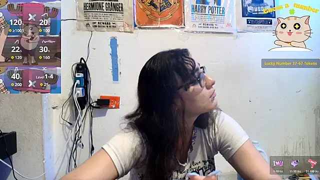 Snapshot of Ellaa_honey chatting on May 2026 11:56:02 PM Ellaa honey online show from May 2026 11:56:02 PM