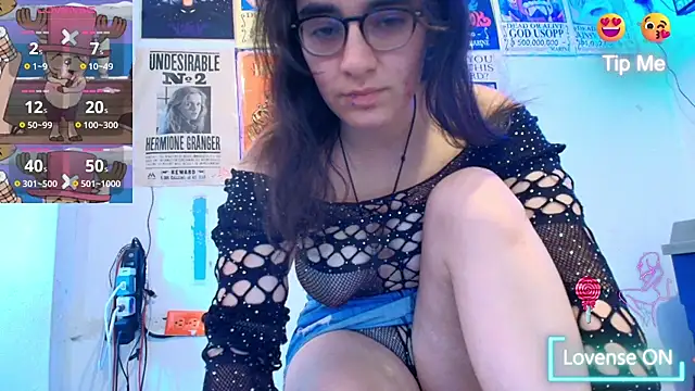 Snapshot of Ellaa_honey chatting on June 2026 07:13:01 PM Ellaa honey online show from June 2026 07:13:01 PM