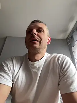 Snapshot of ChiefApron5 chatting on June 2026 02:22:01 PM ChiefApron5 online show from June 2026 02:22:01 PM