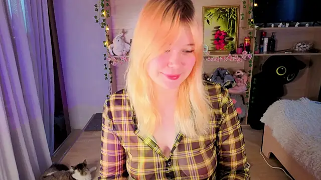 Snapshot of unburnedgirl chatting on April 2026 03:38:01 AM unburnedgirl online show from April 2026 03:38:01 AM