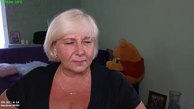 Snapshot of Milane_Milky chatting on July 2026 10:21:02 AM Milane Milky online show from July 2026 10:21:02 AM