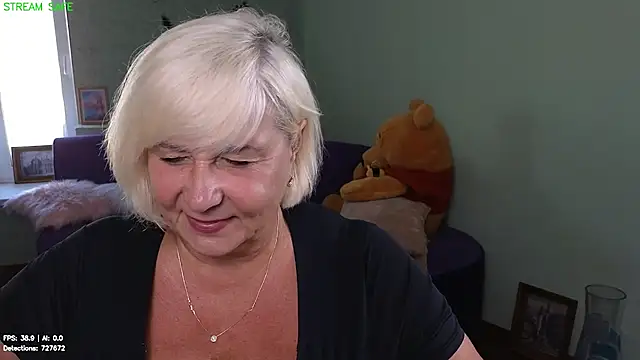 Snapshot of Milane_Milky chatting on July 2026 11:17:02 AM Milane Milky online show from July 2026 11:17:02 AM