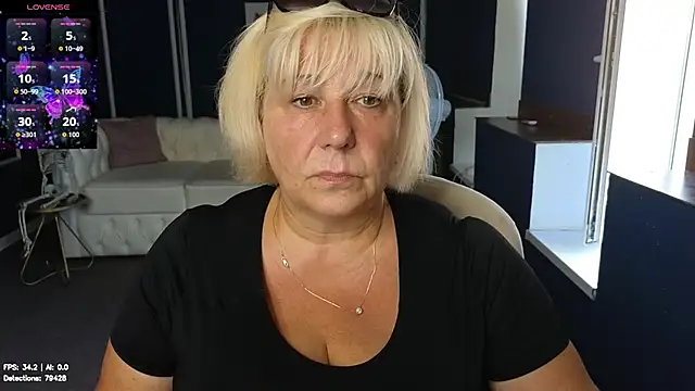 Snapshot of Milane_Milky chatting on August 2026 05:28:02 AM Milane Milky online show from August 2026 05:28:02 AM