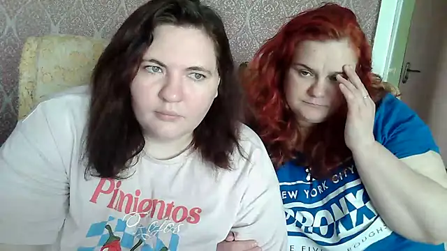 AmirahLaveyQx online show from April 2026 08:25:01 AM