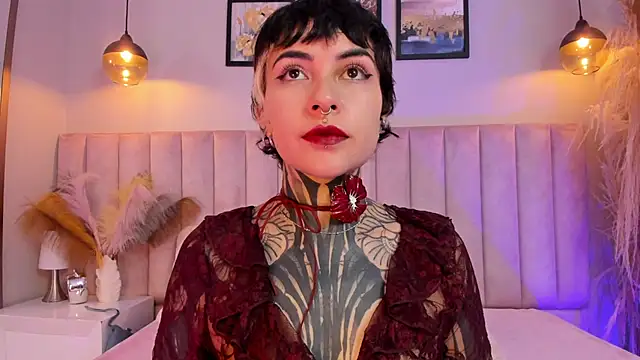 Snapshot of Luana_fiore chatting on May 2026 12:23:02 PM Luana fiore online show from May 2026 12:23:02 PM