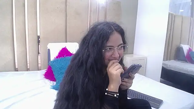 roxxyblack01 online show from June 2026 01:28:02 AM