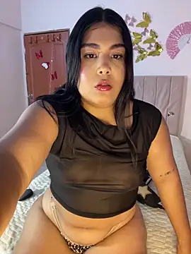 Snapshot of amy_blunt1 chatting on April 2026 02:39:01 AM amy blunt1 online show from April 2026 02:39:01 AM