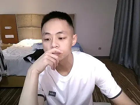 Snapshot of davidboys chatting on April 2026 04:17:01 AM davidboys online show from April 2026 04:17:01 AM