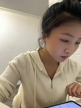 Shanshan 1267 online show from May 2026 12:10:01 PM