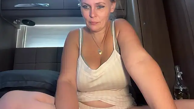BustySwingingSlut online show from June 2026 08:14:01 PM
