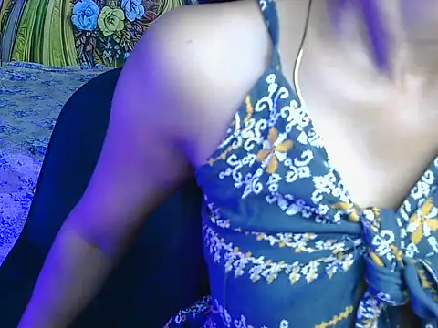Snapshot of avni222 chatting on May 2026 05:35:01 AM avni222 online show from May 2026 05:35:01 AM