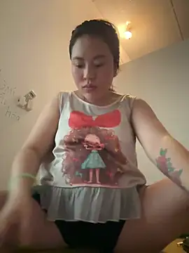 Snapshot of Lina-Naughty chatting on June 2026 05:56:01 AM Lina-Naughty online show from June 2026 05:56:01 AM