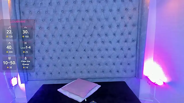 Gyal Smith online show from May 2026 03:35:01 AM