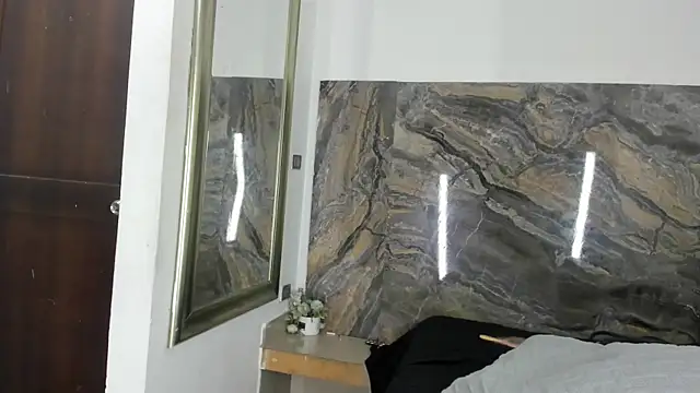 Snapshot of Aria_skye chatting on April 2026 08:26:01 AM Aria skye online show from April 2026 08:26:01 AM