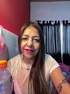 Snapshot of Guaada chatting on April 2026 05:58:01 PM Guaada online show from April 2026 05:58:01 PM