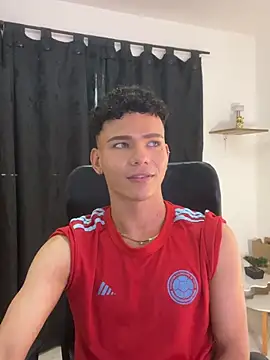 Snapshot of sebascuterouss chatting on May 2026 04:04:02 PM sebascuterouss online show from May 2026 04:04:02 PM