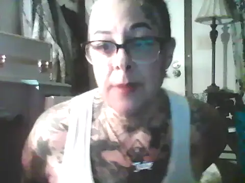 Snapshot of Kitty_bang chatting on April 2026 03:08:02 AM Kitty bang online show from April 2026 03:08:02 AM