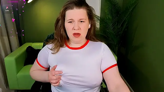 Karolisse online show from May 2026 06:52:01 AM