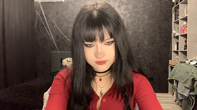 Snapshot of EmilyEmbears chatting on April 2026 05:16:02 AM EmilyEmbears online show from April 2026 05:16:02 AM