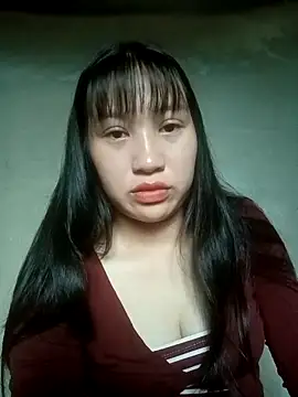 lucynguyen2 online show from April 2026 05:54:01 AM