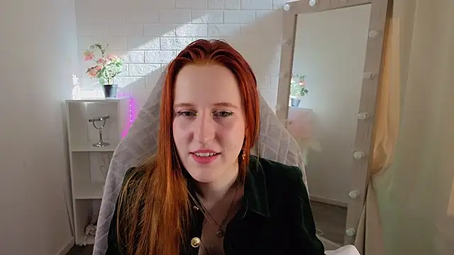 Snapshot of EvaBellea chatting on April 2026 06:29:01 AM EvaBellea online show from April 2026 06:29:01 AM