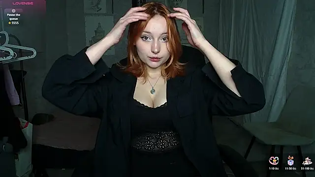 Snapshot of SW_K1RA1 chatting on June 2026 02:58:01 AM SW K1RA1 online show from June 2026 02:58:01 AM