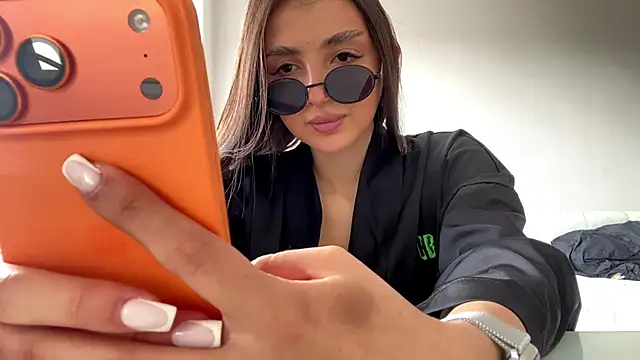 AlvinaMair online show from May 2026 09:14:01 AM