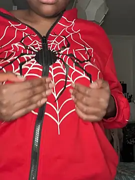 EliLaSoumise online show from April 2026 10:53:01 PM