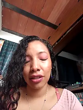 Wolfamara online show from April 2026 01:41:02 PM
