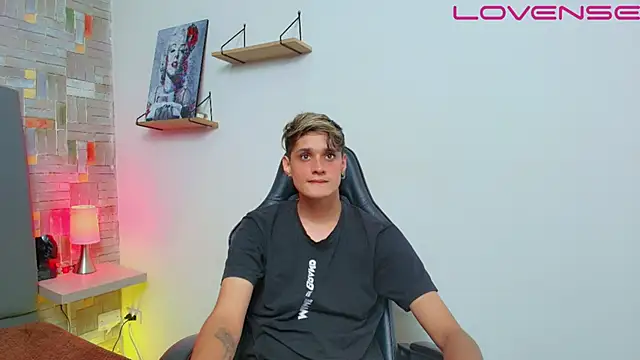 Snapshot of flaquito___ chatting on May 2026 09:31:01 PM flaquito online show from May 2026 09:31:01 PM