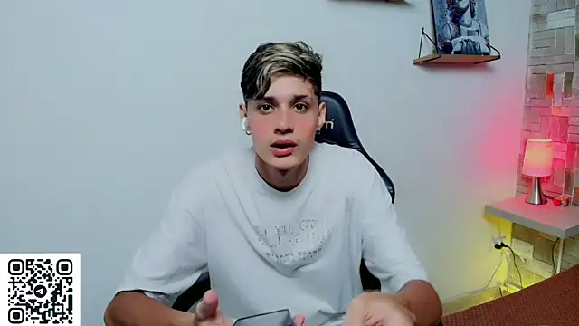 Snapshot of flaquito___ chatting on May 2026 08:38:02 PM flaquito online show from May 2026 08:38:02 PM