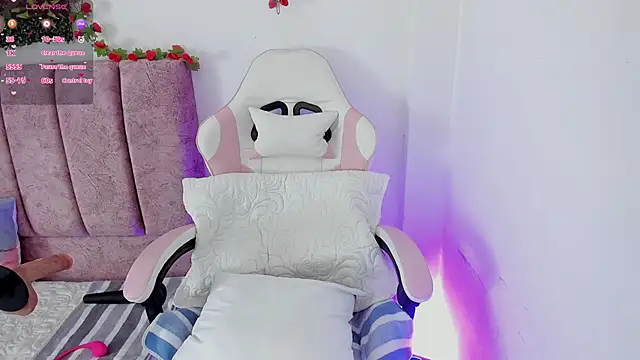 alisson boobs   online show from June 2026 11:18:02 PM