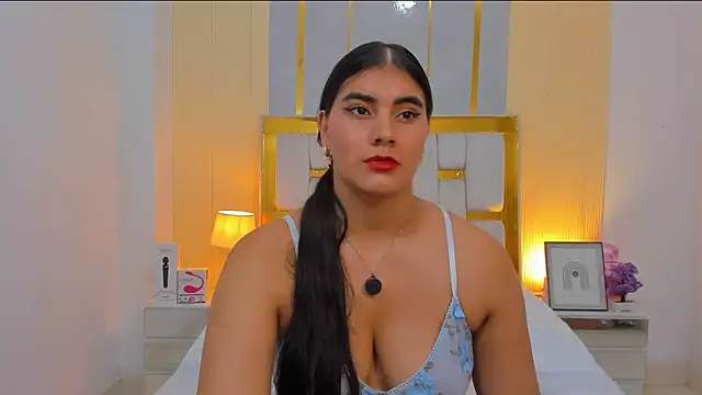 Alara Keyy online show from May 2026 12:41:02 AM