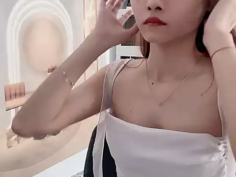 Snapshot of ___Nami___ chatting on April 2026 12:53:01 AM Nami online show from April 2026 12:53:01 AM
