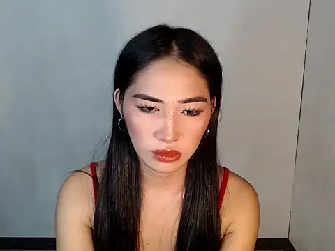 urasiankylie online show from May 2026 01:26:02 PM