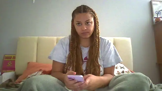 madzbailey online show from May 2026 07:22:01 PM