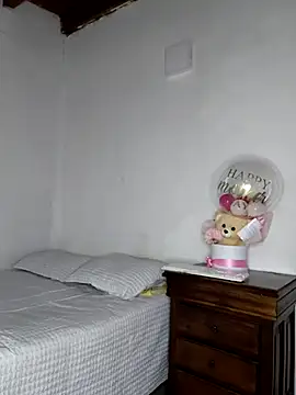 Paulina 06 online show from June 2026 07:49:01 PM
