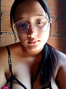 naughty girl hot  online show from April 2026 03:20:02 PM