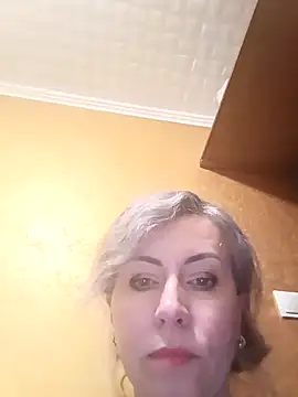 TaynaSecret online show from April 2026 05:10:01 PM