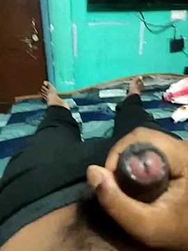 smalldick691333 online show from April 2026 12:35:01 PM