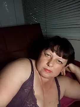 AuroKaria online show from May 2026 05:43:01 PM