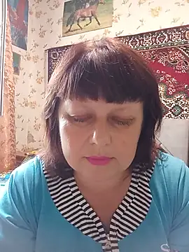 Snapshot of AuroKaria chatting on June 2026 01:31:02 PM AuroKaria online show from June 2026 01:31:02 PM
