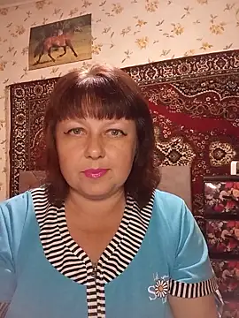 Snapshot of AuroKaria chatting on June 2026 04:17:02 PM AuroKaria online show from June 2026 04:17:02 PM