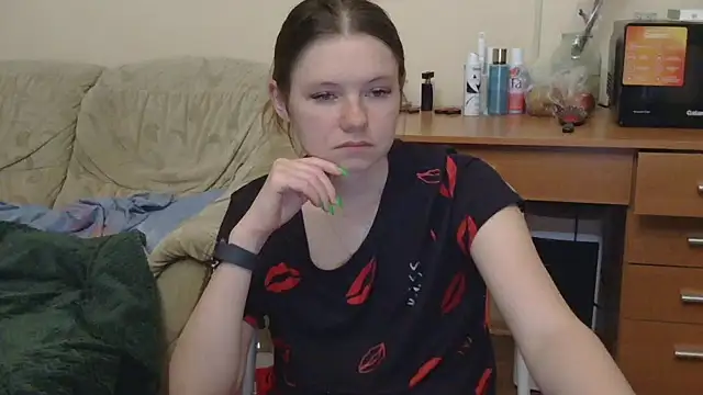 JessicaHolland1 online show from May 2026 07:20:01 PM