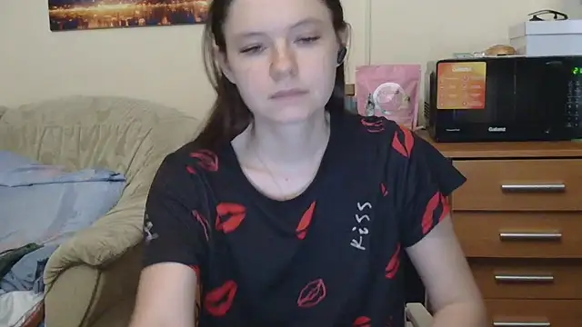 Snapshot of JessicaHolland1 chatting on May 2026 05:53:01 PM JessicaHolland1 online show from May 2026 05:53:01 PM