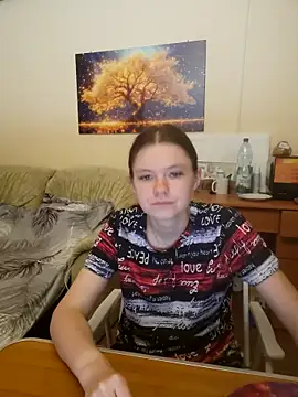 Snapshot of JessicaHolland1 chatting on June 2026 05:39:01 PM JessicaHolland1 online show from June 2026 05:39:01 PM